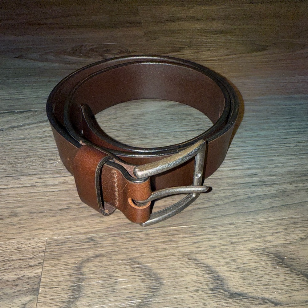 Men’s Bison Designs Belt Raw Edge Leather Size 32 Made In USA